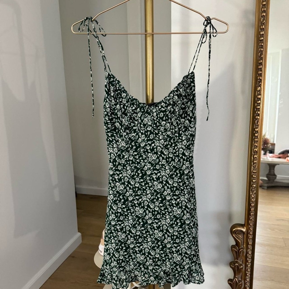 reformation esther dress - Picture 3 of 6